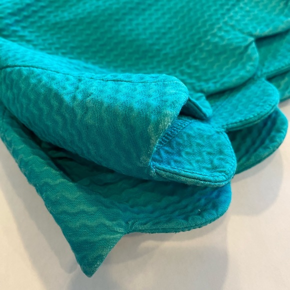 COPY - Lilly Pulitzer Buttercup shorts - Picture 6 of 8